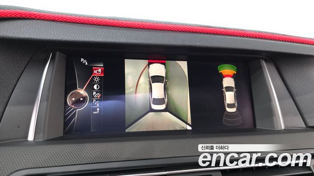 BMW 5-Series 2016 — photo 16