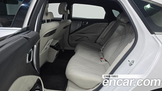 Kia K8 2023 — photo 18