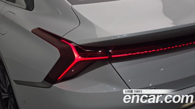 Kia K8 2023 — photo 9