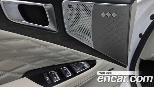 Kia K8 2023 — photo 29