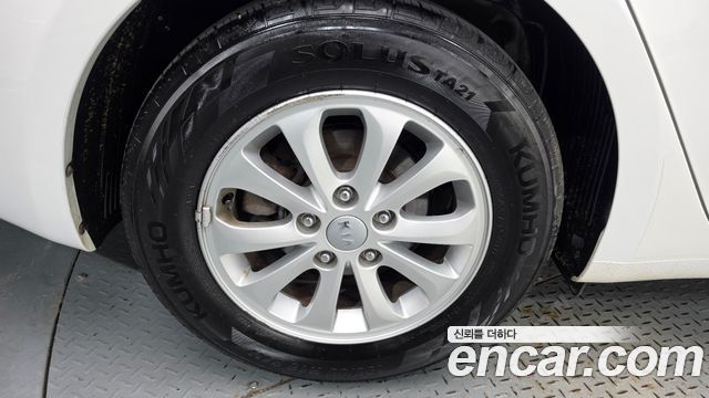 Kia K3 2015 — photo 5