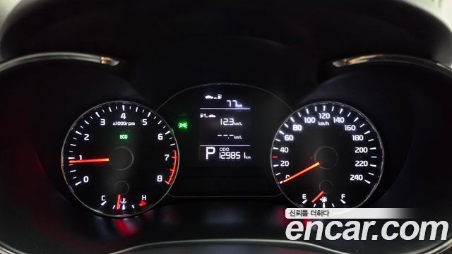 Kia K3 2015 — photo 8