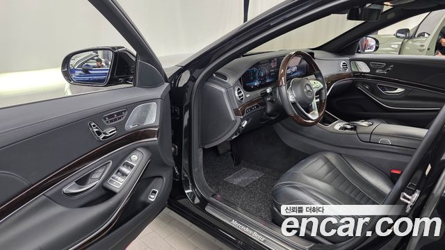 Mercedes-Benz S-Class 2019 — photo 13