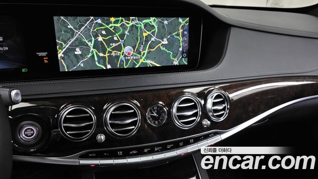Mercedes-Benz S-Class 2019 — photo 19