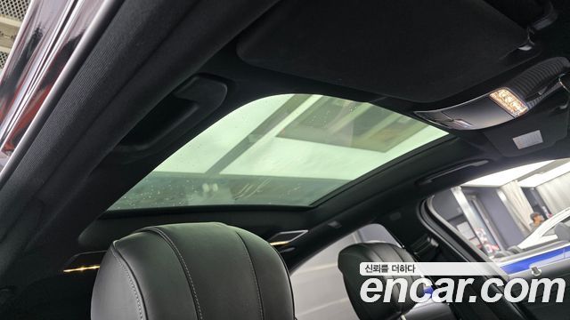Mercedes-Benz S-Class 2019 — photo 23