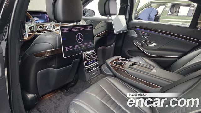 Mercedes-Benz S-Class 2019 — photo 34