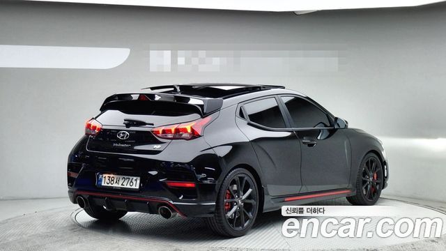 Hyundai Veloster 2021 — photo 2