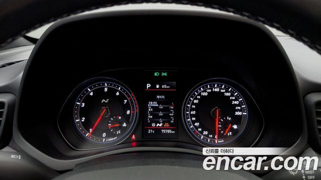 Hyundai Veloster 2021 — photo 8
