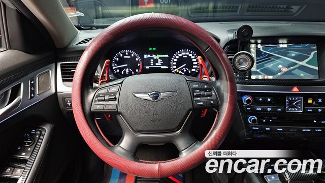 Genesis G80 2018 — photo 19