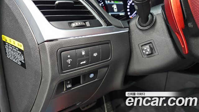 Genesis G80 2018 — photo 24