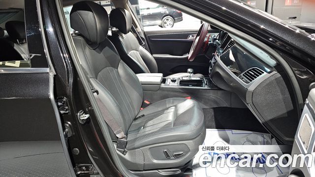 Genesis G80 2018 — photo 16