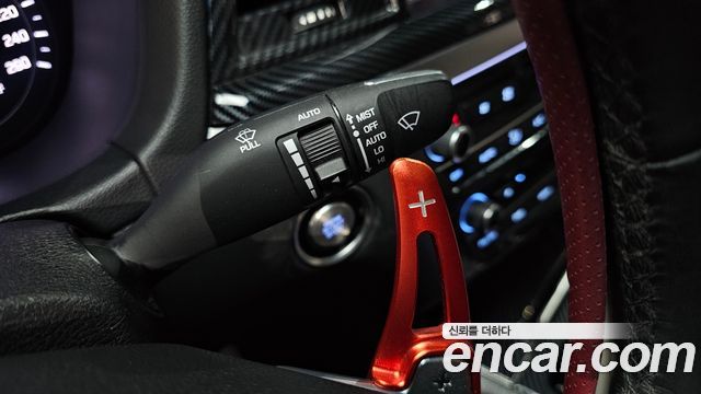 Genesis G80 2018 — photo 28