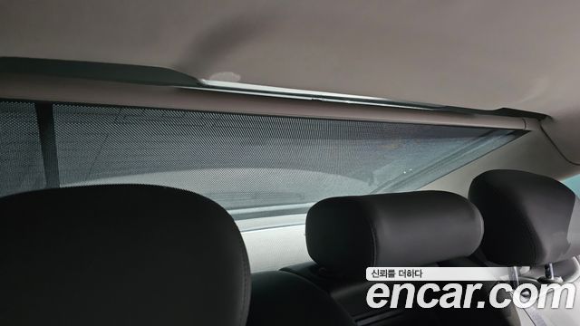 Genesis G80 2018 — photo 31