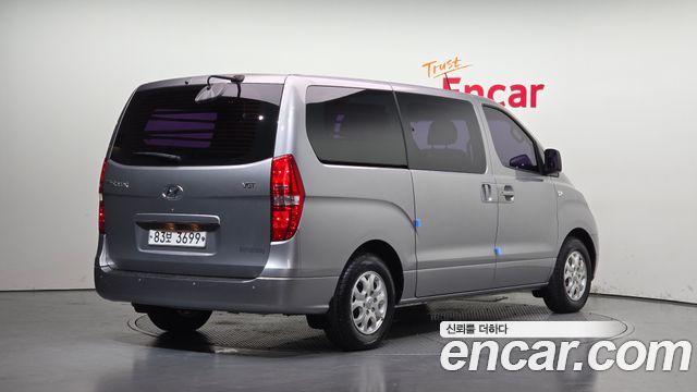 Hyundai Starex 2015 — photo 2
