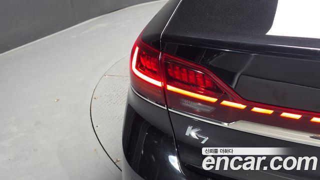 Kia K7 2020 — photo 9