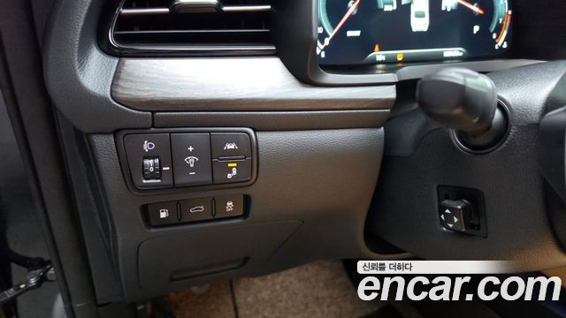 Kia K7 2020 — photo 34