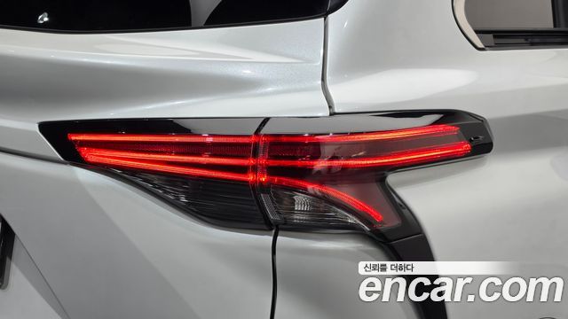 Toyota Sienna 2024 — photo 9