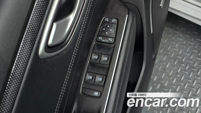 Renault Korea SM6 2019 — photo 26
