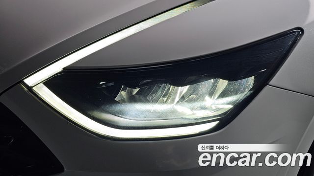 Hyundai Sonata 2022 — photo 8