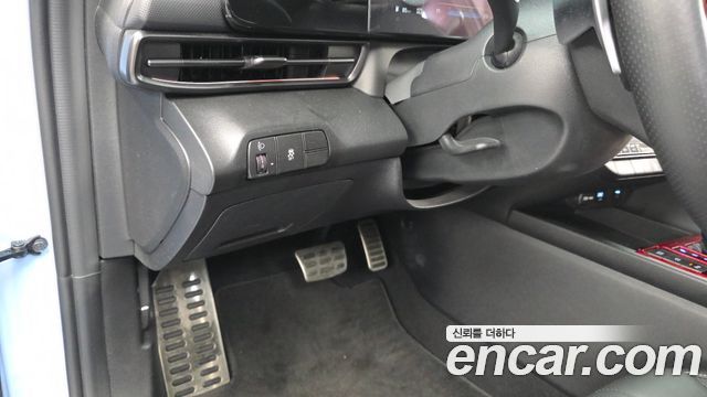 Hyundai AVANTE 2024 — photo 33