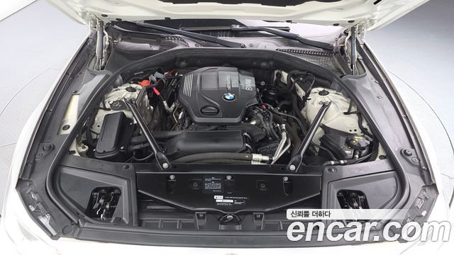BMW 5-Series 2016 — photo 6