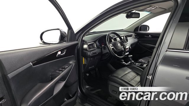 Kia Sorento 2019 — photo 10