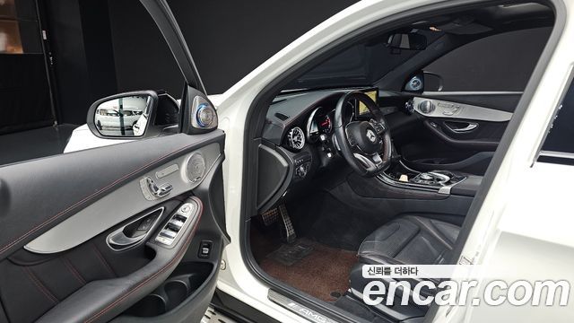 Mercedes-Benz GLC-Class 2018 — photo 13