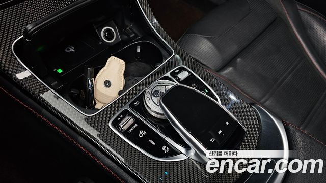 Mercedes-Benz GLC-Class 2018 — photo 30