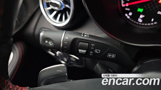 Mercedes-Benz GLC-Class 2018 — photo 33