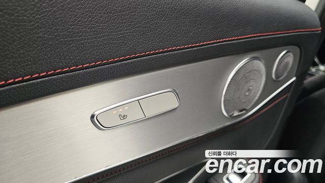 Mercedes-Benz GLC-Class 2018 — photo 35