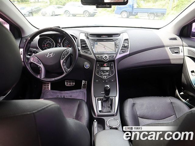 Hyundai AVANTE 2014 — photo 5
