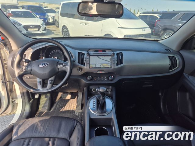 Kia Sportage 2016 — photo 8