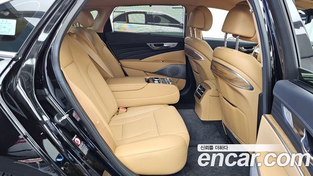 Kia K9 2023 — photo 18
