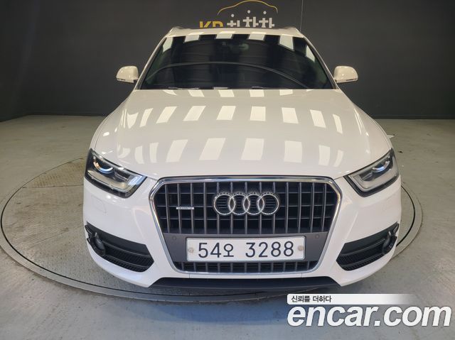 Audi Q3 2015 — photo 1