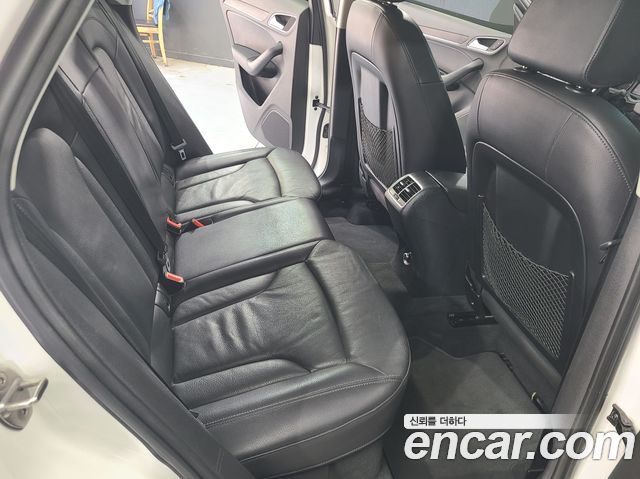 Audi Q3 2015 — photo 9