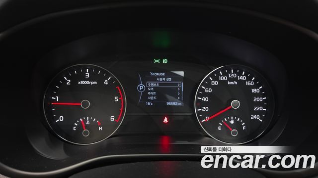 Kia Sportage 2018 — photo 11