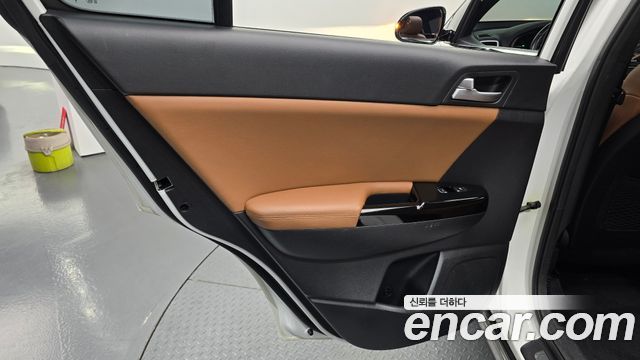 Kia Sportage 2018 — photo 15