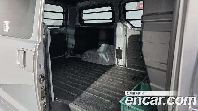 Hyundai Starex 2014 — photo 17