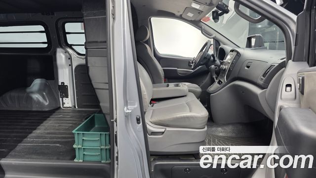 Hyundai Starex 2014 — photo 16
