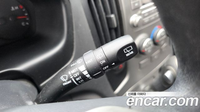 Hyundai Starex 2014 — photo 27