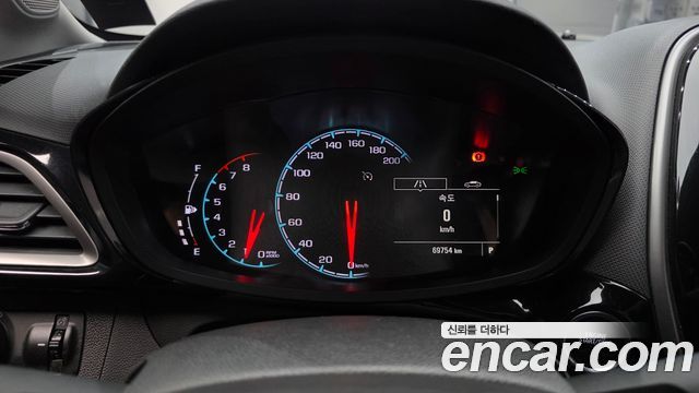 Chevrolet Korea Spark 2022 — photo 11
