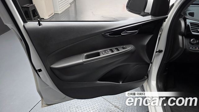Chevrolet Korea Spark 2022 — photo 14