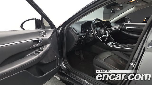 Hyundai Sonata 2021 — photo 13