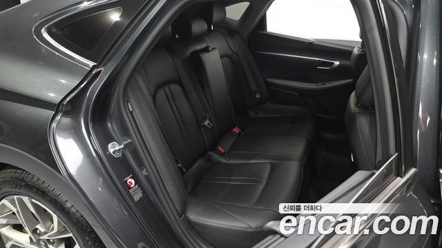 Hyundai Sonata 2021 — photo 17