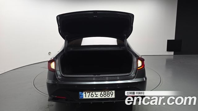 Hyundai Sonata 2021 — photo 26