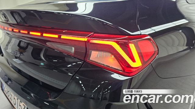 Kia K5 2021 — photo 9