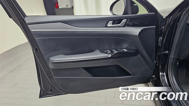 Kia K5 2021 — photo 14