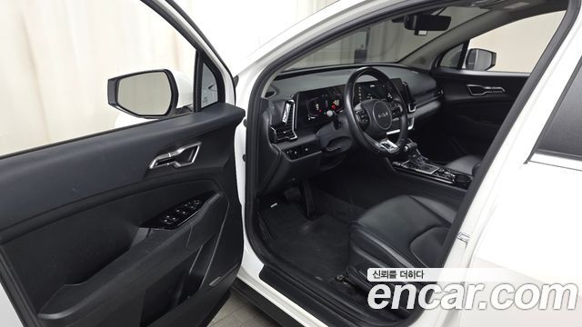 Kia Sportage 2023 — photo 13