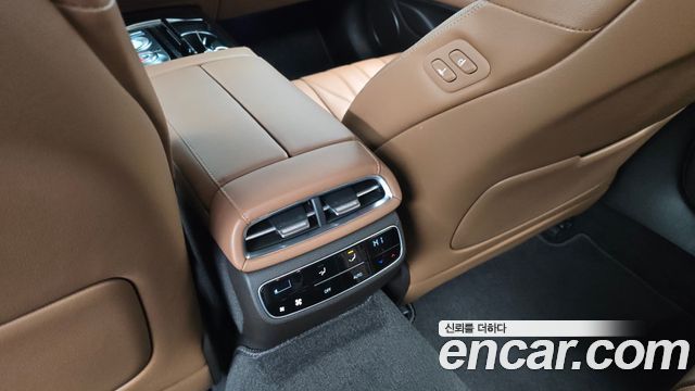 Genesis G80 2021 — photo 31