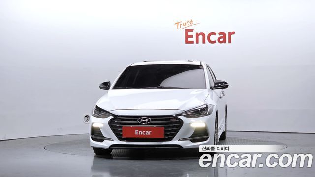 Hyundai AVANTE 2017 — photo 3